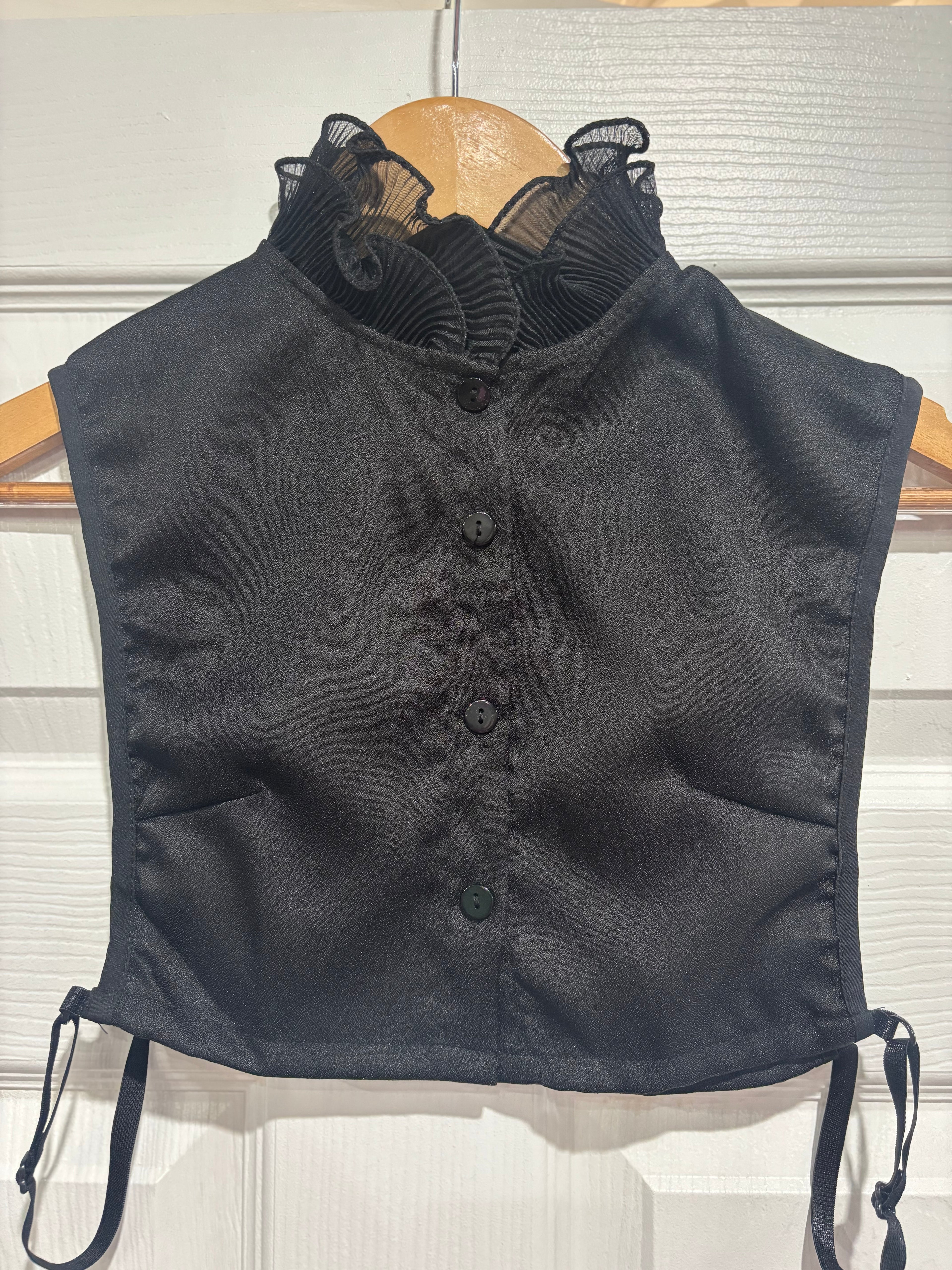 Ruffle Collar Dickie