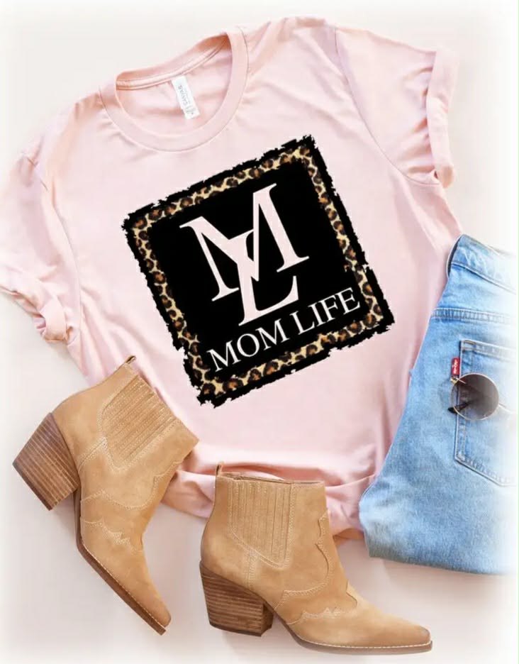Mom Life Graphic Tee